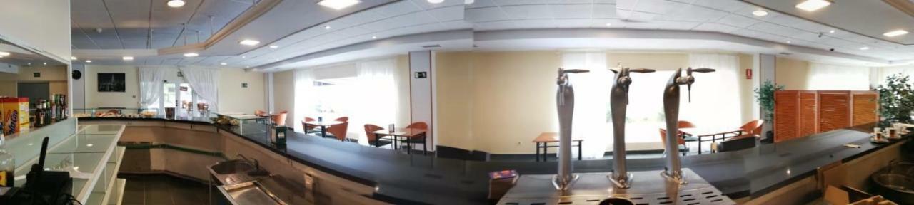 Hotel Lisboa Castrillo de la Guareña Kültér fotó
